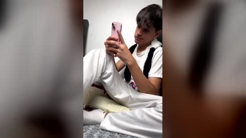 Snapshot of naim_theking chatting on February 2026 04:54:01 AM N A I M T H E K I N G online show from February 2026 04:54:01 AM