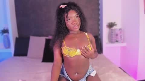 Snapshot of naina_deivis33 chatting on June 2026 03:26:01 AM naina deivis33 online show from June 2026 03:26:01 AM