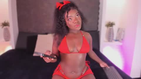 Snapshot of naina_deivis33 chatting on June 2026 04:00:02 AM naina deivis33 online show from June 2026 04:00:02 AM