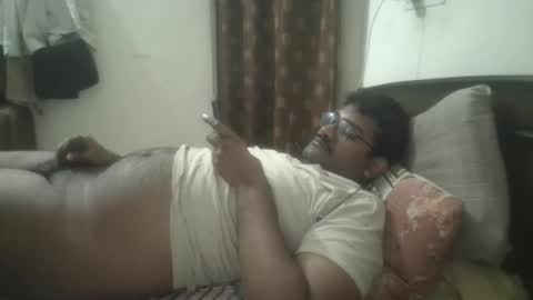 NAIRANANDU28 online show from March 2026 06:55:01 PM