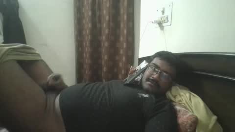 NAIRANANDU28 online show from March 2026 10:31:02 AM