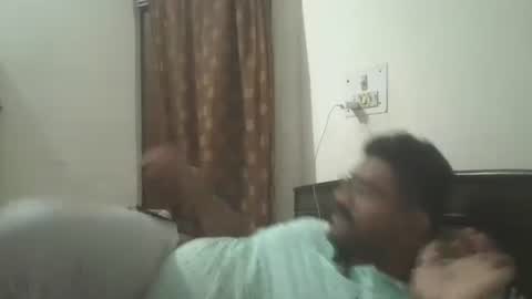 NAIRANANDU28 online show from April 2026 07:33:02 PM