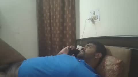 NAIRANANDU28 online show from April 2026 05:48:02 PM