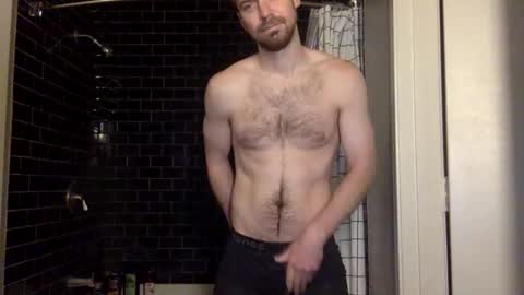 Snapshot of naked_mickey8 chatting on May 2026 06:07:02 PM Mickey online show from May 2026 06:07:02 PM