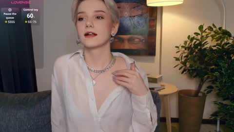 Kate online show from November 2025 11:29:01 AM