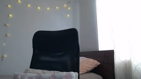 Snapshot of nala_foster chatting on June 2026 04:24:02 PM Nala online show from June 2026 04:24:02 PM