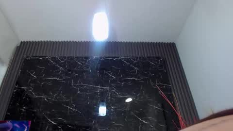 NALAROY online show from March 2025 08:01:02 PM