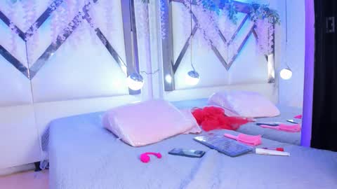 nallymax1 online show from November 2025 09:24:01 PM