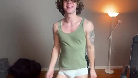 Snapshot of namiraaxel chatting on March 2025 08:05:01 PM Georges online show from March 2025 08:05:01 PM