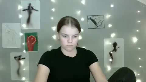 Nana online show from September 2025 12:07:01 PM