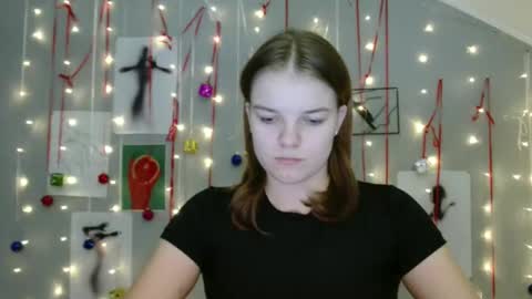 Nana online show from November 2025 09:09:01 AM