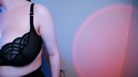 Snapshot of nanafey chatting on January 2025 10:23:02 AM your candy online show from January 2025 10:23:02 AM