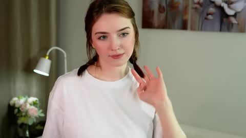 Kiana online show from April 2026 07:44:01 AM