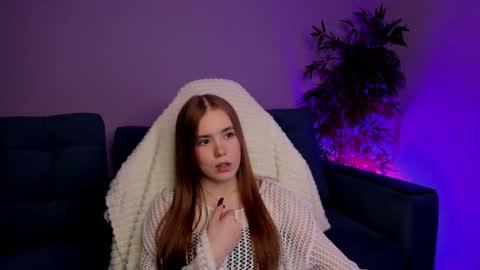 Snapshot of nanami_v02 chatting on January 2025 02:28:02 PM Maeve online show from January 2025 02:28:02 PM