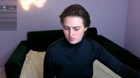 Maeve online show from April 2026 08:42:01 PM