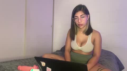 Snapshot of nancybaby67 chatting on May 2026 12:33:01 PM nancy online show from May 2026 12:33:01 PM