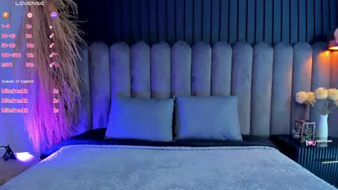 Snapshot of nanda_vixen_ chatting on May 2026 11:23:04 PM Nanda online show from May 2026 11:23:04 PM