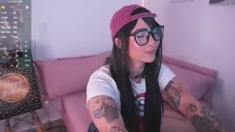 ELLA online show from November 2025 11:20:02 PM