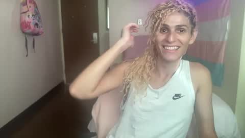 Snapshot of nanikitty69 chatting on December 2024 02:25:02 AM Nanki Teresa online show from December 2024 02:25:02 AM