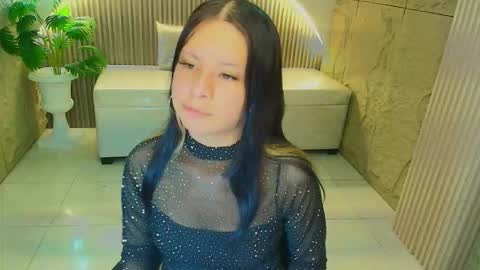 Snapshot of nanncy_r_ chatting on October 2025 08:09:02 PM Nancy online show from October 2025 08:09:02 PM
