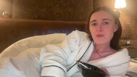 Snapshot of naomi________ chatting on June 2026 02:13:01 AM Naomi online show from June 2026 02:13:01 AM