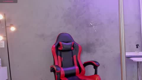 Naomi Blair online show from March 2026 03:23:01 AM