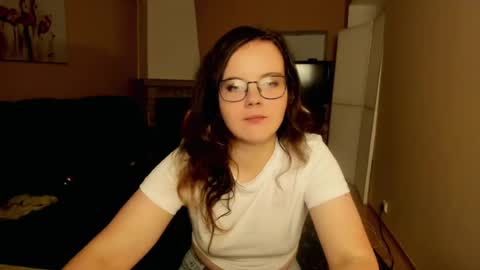 Snapshot of naomi_di chatting on July 2026 07:53:02 PM naomi_di online show from July 2026 07:53:02 PM