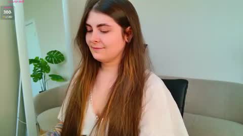 Snapshot of naomi_parsons chatting on June 2026 02:19:02 PM Stacy ntmu 3 online show from June 2026 02:19:02 PM