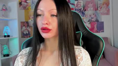 Snapshot of naomiblakes chatting on November 2025 05:29:02 AM Naomi online show from November 2025 05:29:02 AM