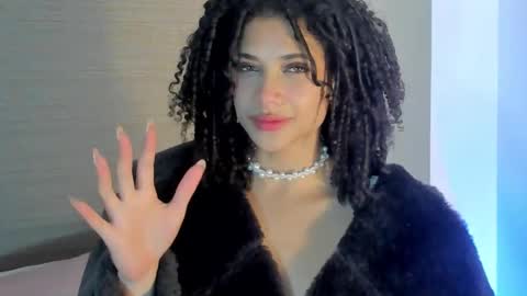 naomidawson online show from October 2025 10:07:01 PM