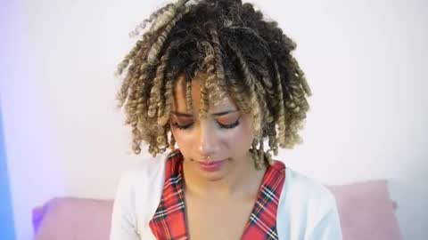 Snapshot of naomidawsonn chatting on May 2026 02:30:02 AM naomidawson online show from May 2026 02:30:02 AM