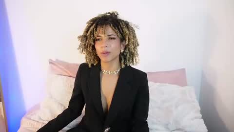 Snapshot of naomidawsonn chatting on June 2026 02:24:02 AM naomidawson online show from June 2026 02:24:02 AM