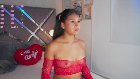 Snapshot of naomigray__ chatting on April 2026 05:46:02 PM Naomi-Gray online show from April 2026 05:46:02 PM