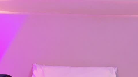 Snapshot of naomiklarc chatting on April 2026 11:59:01 AM Naomi Klarc online show from April 2026 11:59:01 AM