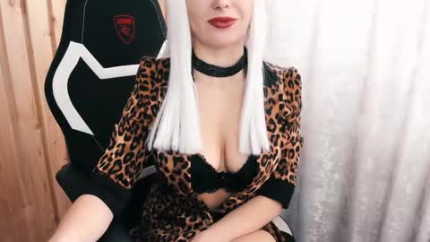 Snapshot of naomimelone chatting on March 2026 07:47:02 AM Naomi online show from March 2026 07:47:02 AM