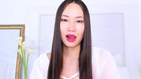 Snapshot of naomiyuu chatting on February 2025 02:29:02 AM Naomi online show from February 2025 02:29:02 AM