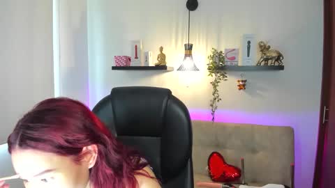 Naomy Stanley online show from April 2026 04:23:01 PM