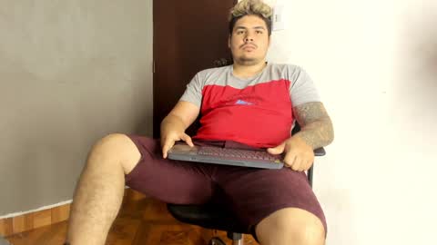 Snapshot of narciso_kh chatting on January 2025 01:11:02 PM deibyd online show from January 2025 01:11:02 PM