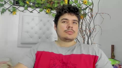 Snapshot of narciso_kh chatting on September 2025 12:59:02 AM deibyd online show from September 2025 12:59:02 AM