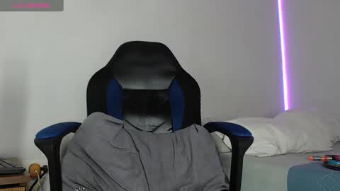 nassh_18 online show from February 2025 11:54:02 PM