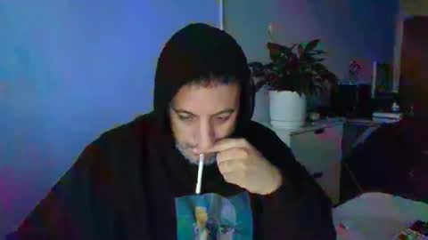 nassobout online show from November 2025 07:56:02 PM