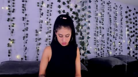 Maira online show from January 2025 11:05:01 PM