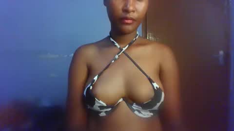 Caren online show from November 2025 09:08:02 AM