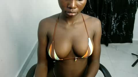 Snapshot of nasty_creamypussyy chatting on April 2026 06:58:02 PM Mila online show from April 2026 06:58:02 PM