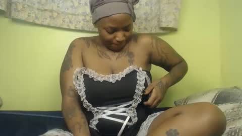 Paula online show from December 2025 07:16:02 AM