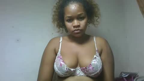 natachazz online show from April 2026 10:48:02 PM