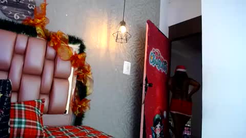 Snapshot of natali___ chatting on December 2024 05:00:02 PM NATALI KIDMAN online show from December 2024 05:00:02 PM