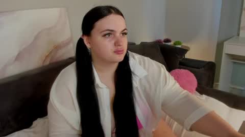 Snapshot of natali_xl chatting on June 2026 01:23:02 AM Natali online show from June 2026 01:23:02 AM