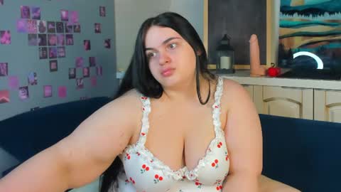 Snapshot of natali_xl chatting on July 2026 01:10:02 AM Natali online show from July 2026 01:10:02 AM