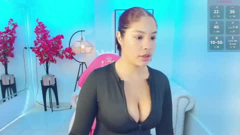 Snapshot of natalia_cartier chatting on June 2026 03:35:01 AM Natalia. online show from June 2026 03:35:01 AM